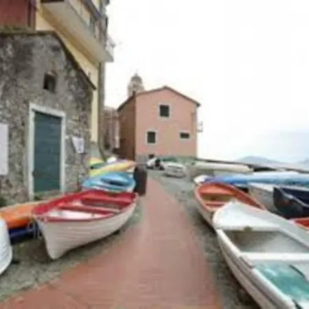 Family House In The Gulf Of Poets Ferienhaus